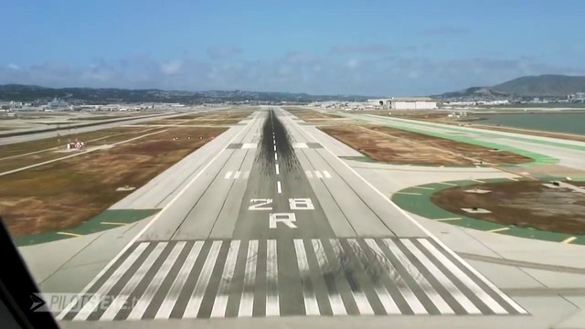 Посадка гиганта Аэробуса А-380 в аэропорту Сан-Франциско