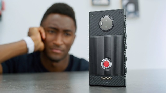 RED Hydrogen One Review: I Wanted this to be Great