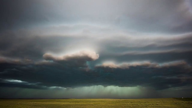 Pursuit – A storm time-lapse film