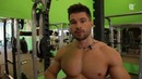 Широкая спина и гордая осанка. Денис Гусев