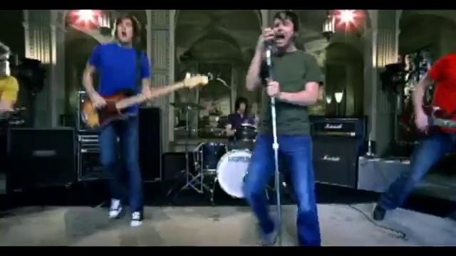 Silverstein – Smile In Your Sleep