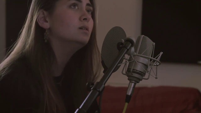 David Gray – This Year’s Love (Cover by Jasmine Thompson)
