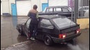 Борис поднял автомобиль