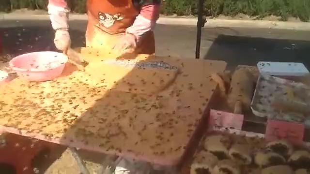 Китайские пирожки с пчелами