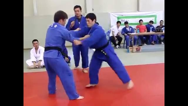 Choi, campeon olimpico en 2008, trabajo tecnico de su seoi y reverse seoi