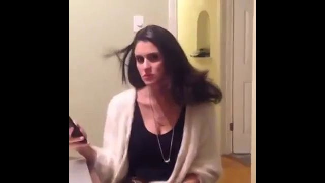 Как поцеловать девушку