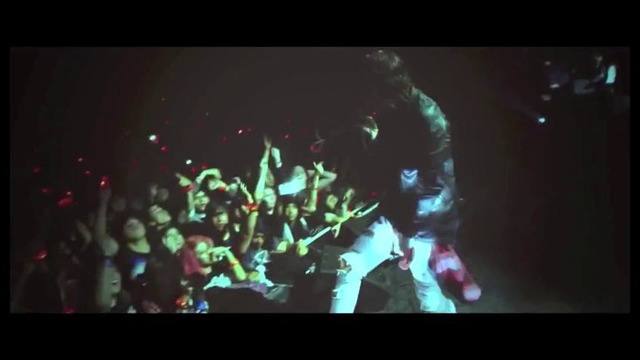 Breathe Carolina – Collide