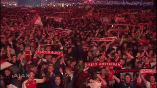 Почти 100к болельщиков Аякса запели гимн клуба после финала ЛЕ