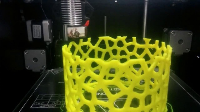 Процесс 3д печати (ускорение х30)