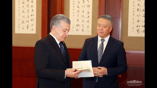 Shavkat Mirziyoyev “China CAMC Engineering” kompaniyasi raisi Van Boni qabul qildi