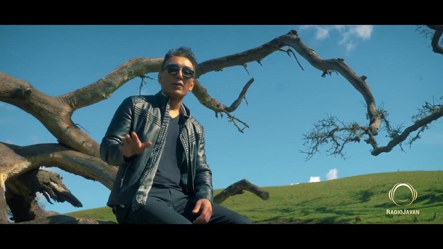 Shadmehr Aghili – Vaghti Ke Bad Misham