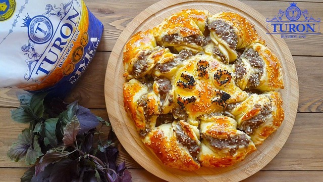 Гўштли пирог – Мясной пирог