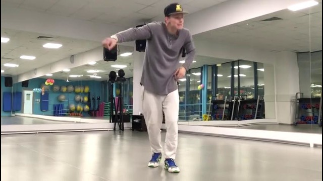 Вите надо выйти