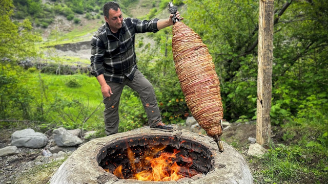 Огромный турецкий Кокореч, обжаренный в Тандыре! Невероятно хрустящий вкус