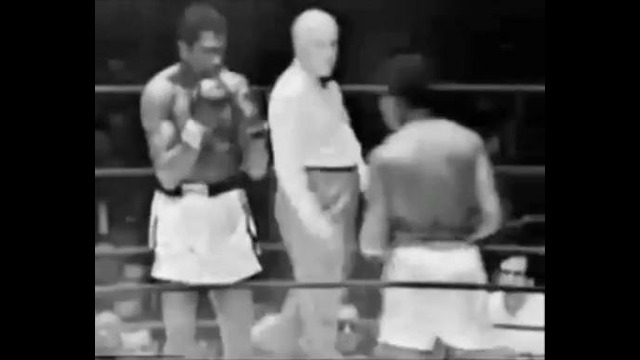 Muhammad Ali Невероятные рефлексы