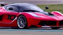 Себастьян Феттель за рулем Ferrari FXX K