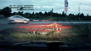 Как русские проезжают лежачего полицейского / Russian drivers vs speed bump