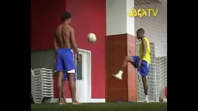 3 Бразильца