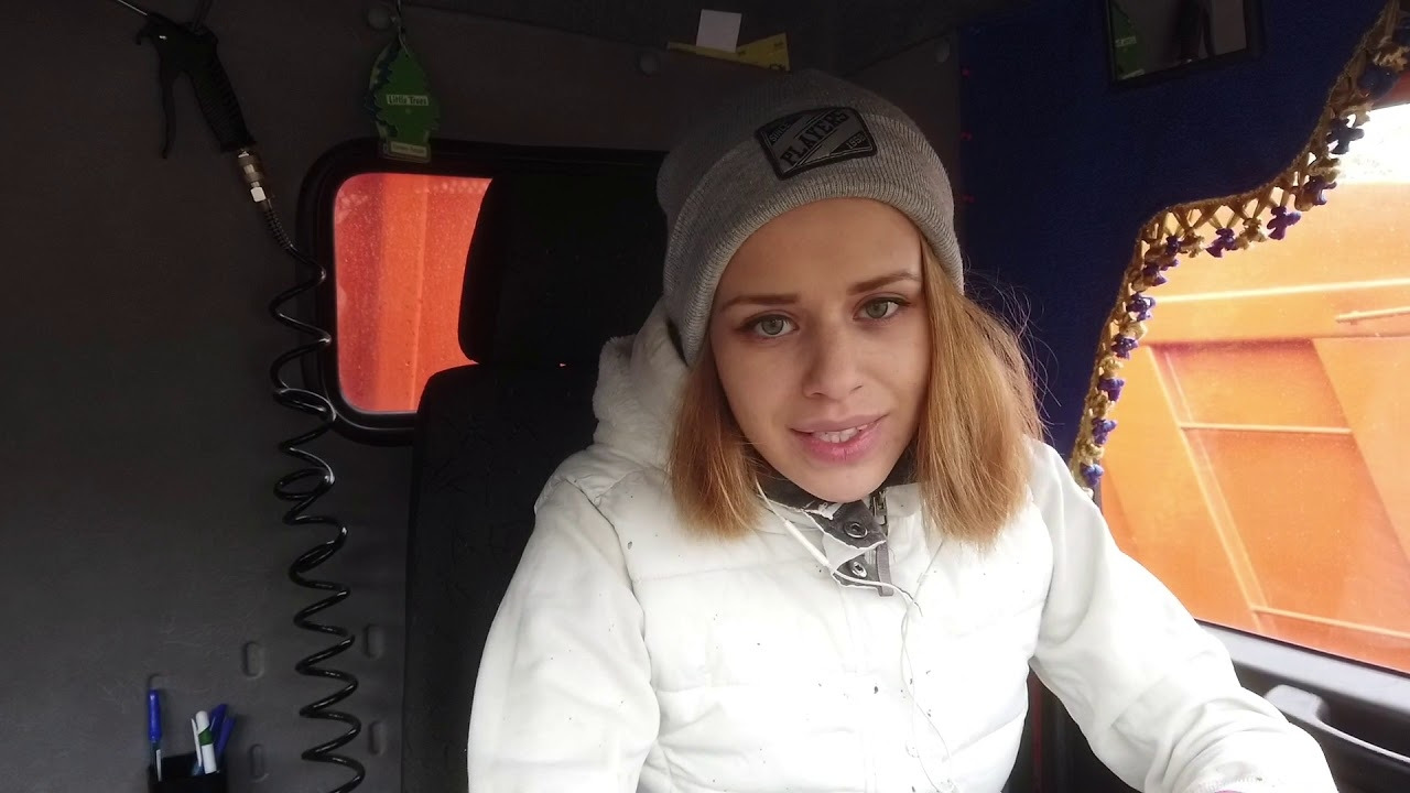 Камазистка Фото В Купальнике