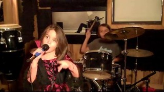 Aaralyn and Izzy (Murp) – Bloodletting (Concrete Blonde Cover)