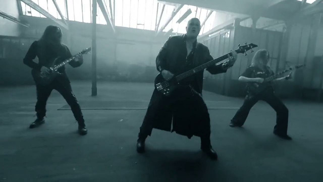 Warrant – Falling Down (Official Video 2025)