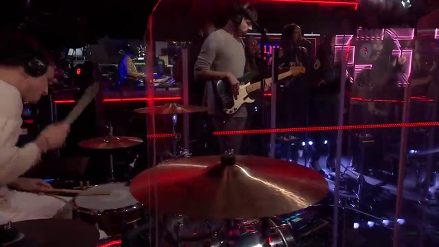 The 1975 – Sincerity Is Scary (in the Live Lounge)