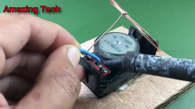 Wireless 100% free Energy Device Electric Generator using Speaker Magnet with Light