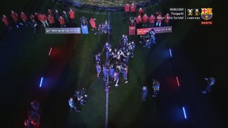Игроки Барселоны провожают Иньесту