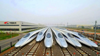 Зачем китайцы массово строят железные дороги себе в убыток