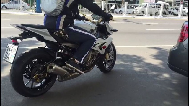 BMW S1000