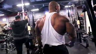 IFBB Pro Fred ‘Biggie’ Smalls Trains Back Days Before The 2014 Arnold Classic