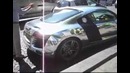 Audi R8 хромированный