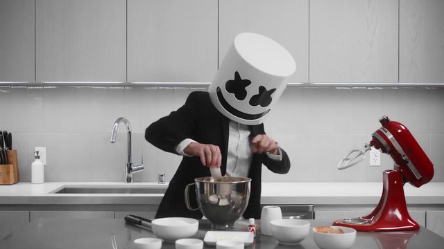 Cooking with Marshmello How To Make Red Velvet Cupcakes (Valentine’s Day Edition)