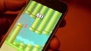 Парень почти выигрывает Flappy Bird