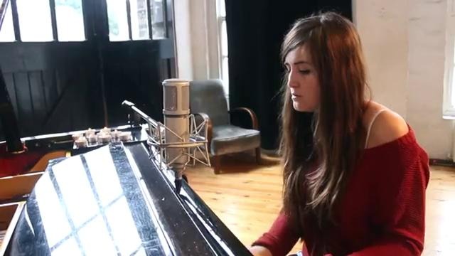 Lauren Aquilina – King (The Piano Sessions 2013!)