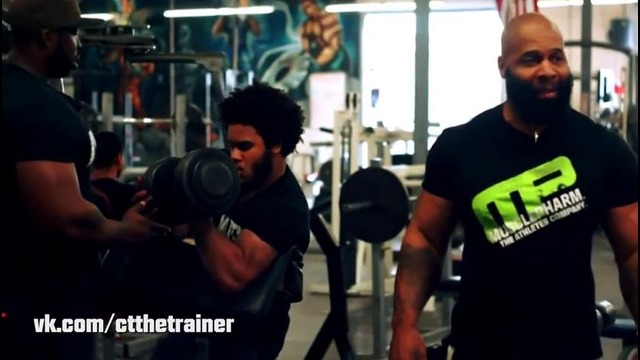 CT Fletcher Плюшевая Борода-Тренирует Сына