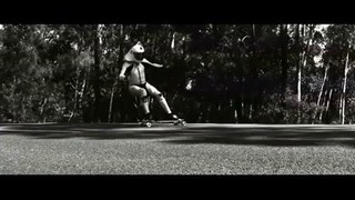Скейтборд vs Mercedes-Benz A45 AMG