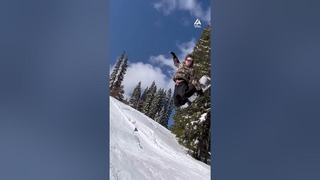 Guy Performs Exceptional Snowboarding Tricks