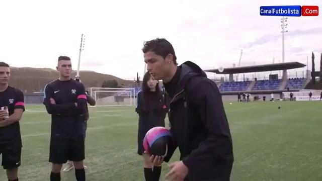 Training with Cristiano Ronaldo 2013 / Entrenando con Cristiano Ronaldo