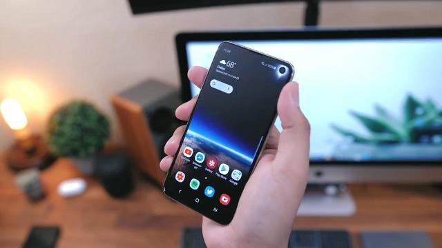 Samsung galaxy s10 e haqida