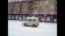 Дрифт дамаса на снегу
