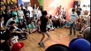 Hip hop kids battle