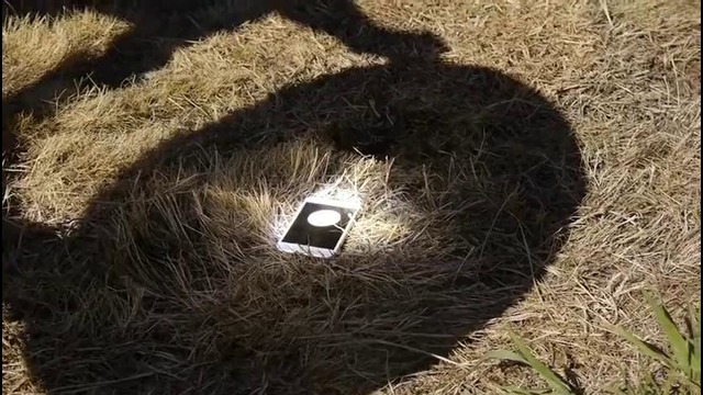 What Does a Giant Magnifying Glass Do To an iPhone 6S