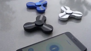 Spinneroo — «умный» спиннер с Bluetooth-динамиком