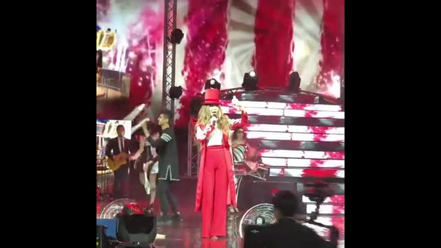 Rayhonnig paydo bo’lishi va yoqilmagan mikrafon