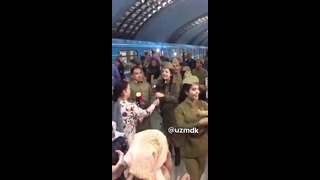 Флешмоб в Ташкентском метро часть2