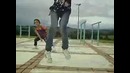 Пацан танцует c-walk