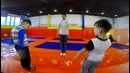 Детки на батутах в IFly