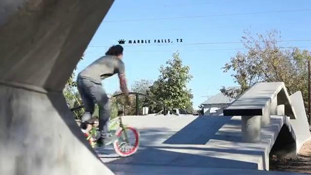 Aaron Ross – Hits The Cement