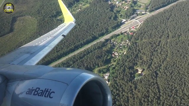 Взлёт Боинга 737 с аэропорта Риги